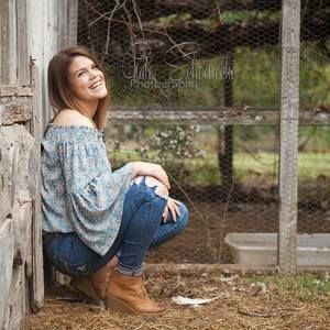 Meet your Posher, Abby